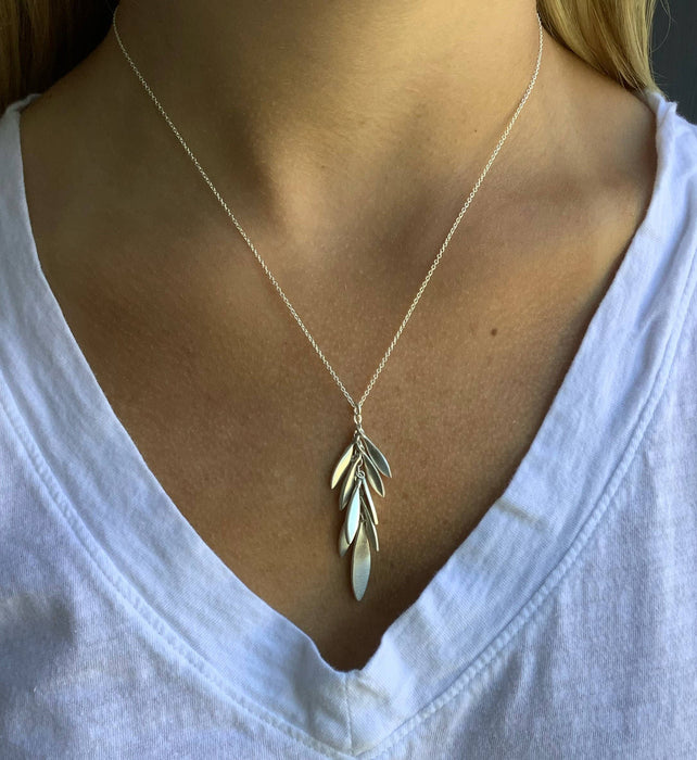 Leaf cluster necklace: Vermeil